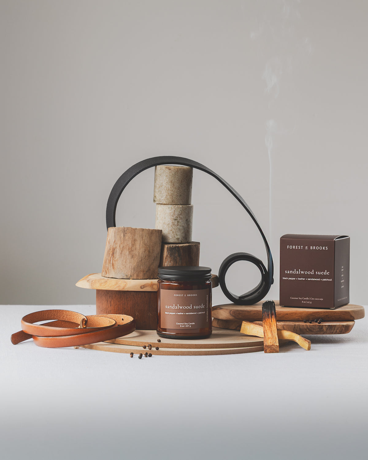 sandalwood suede | wooden wick